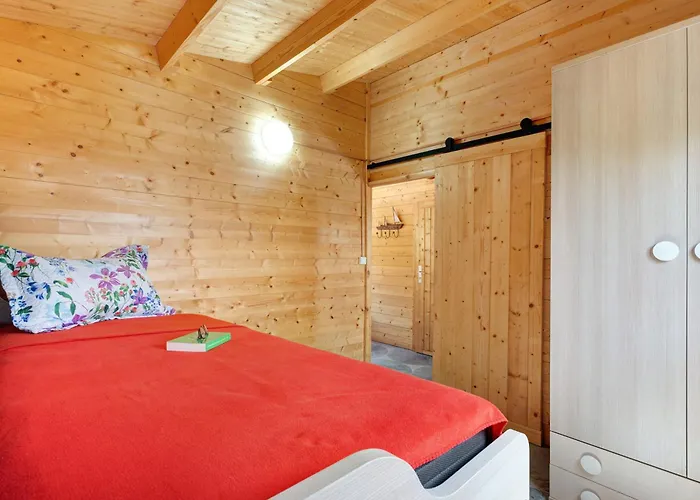 Firmamento, Casa Mariposa