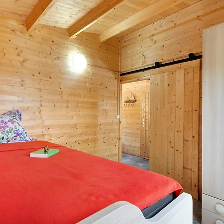 Firmamento, Casa Mariposa